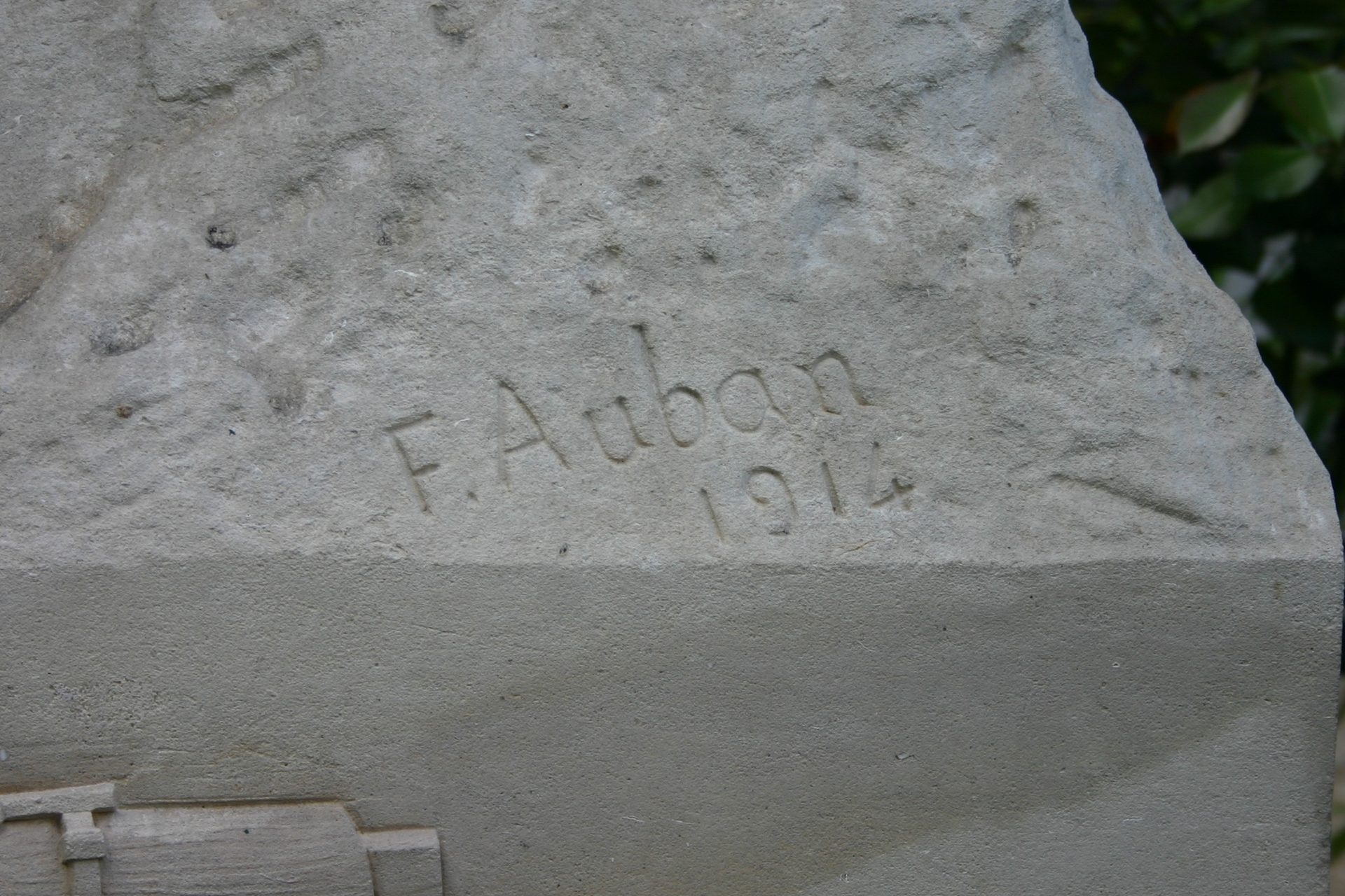 Etienne Jules Marey's monument, Roland Garros, Paris (09).JPG